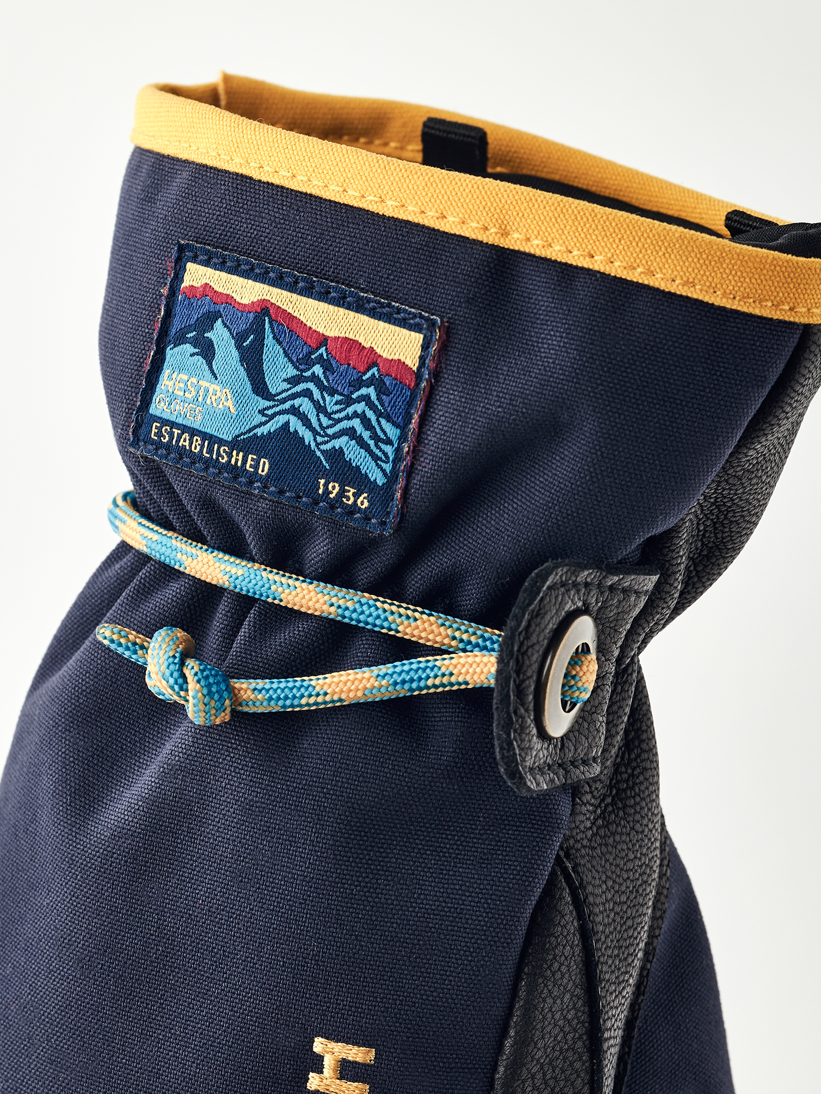 Hestra Wakayama Jr - mitt Navy