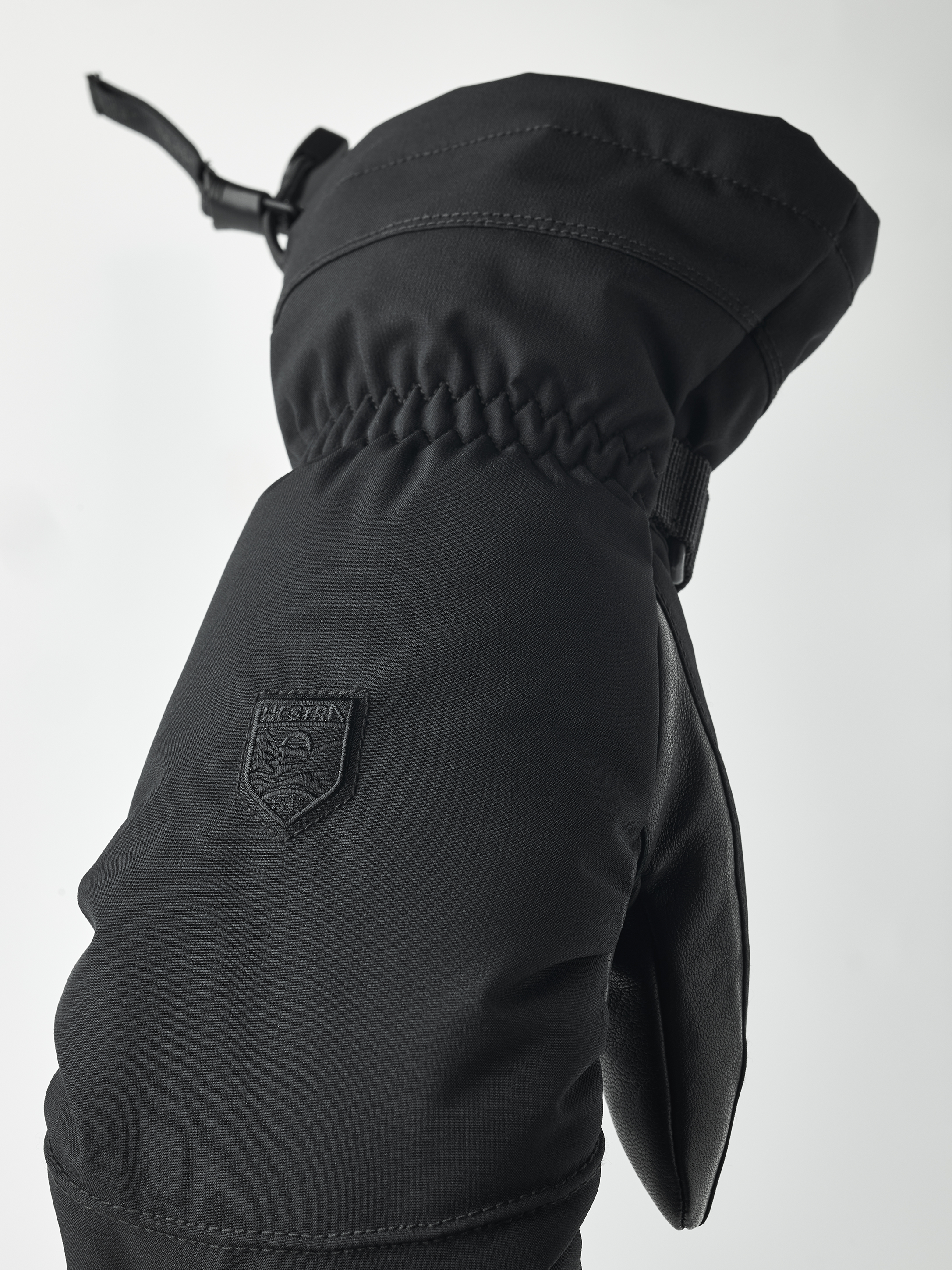 Hestra CZone Nova - mitt Black