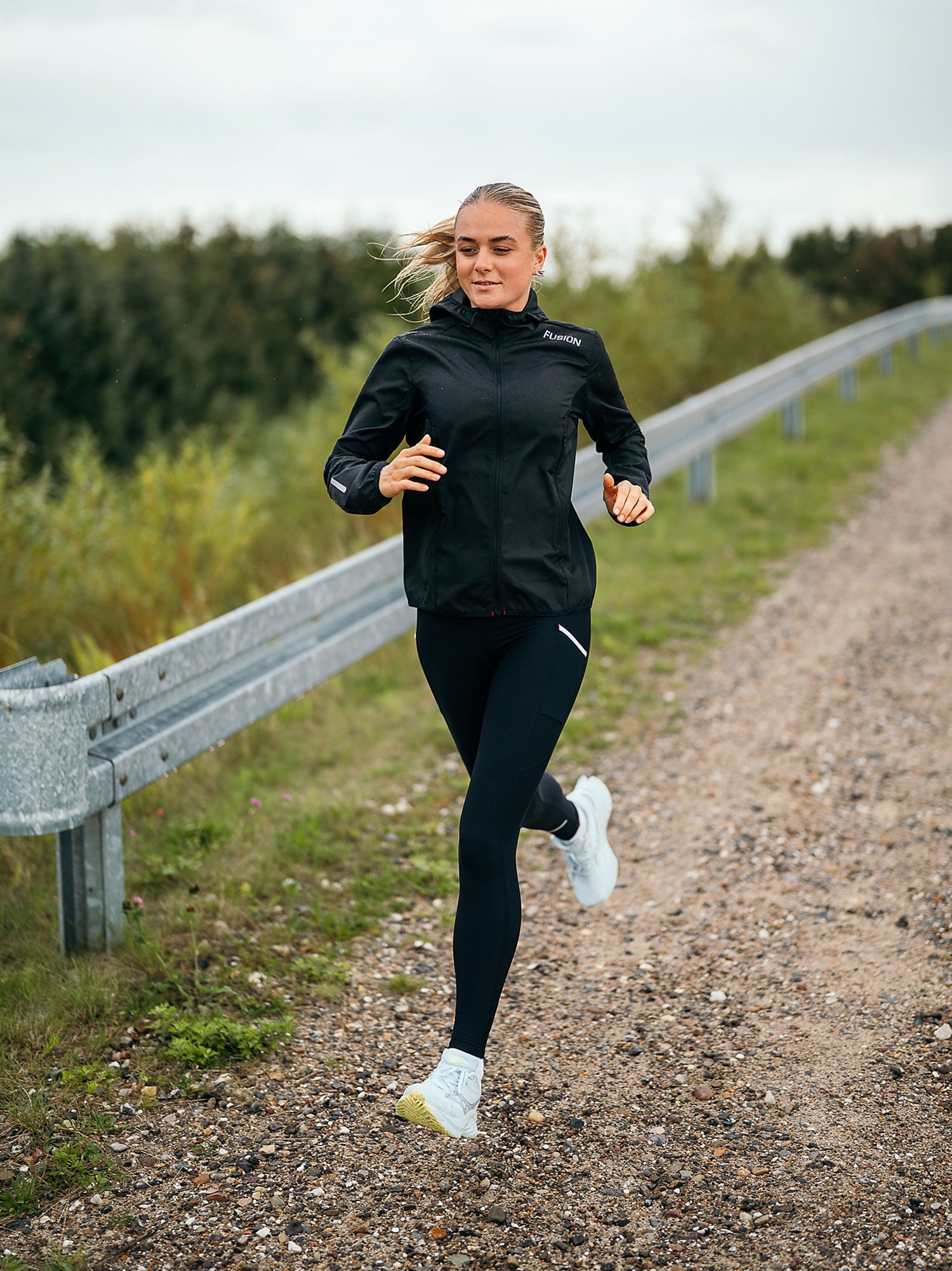 Fusion Womens TEMPO! TWO Run Jacket - Black