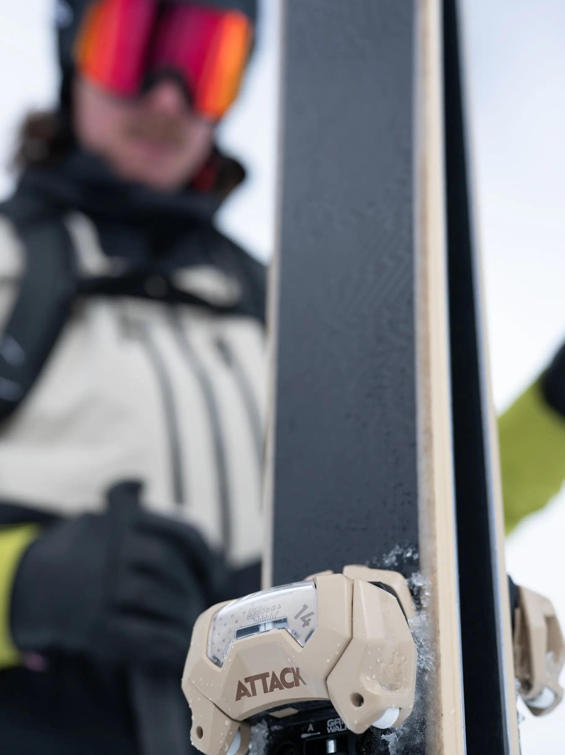 HEAD KORE 94 Ti Freeride Ski u. binding