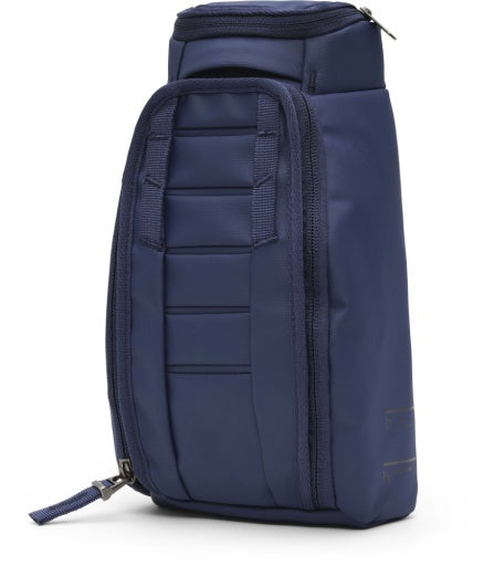 DB HUGGER WASHBAG