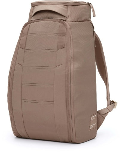 DB Hugger 30L